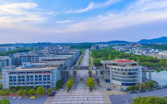 江蘇高校排行榜(按2021江蘇高考投檔分)